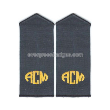 Altın Metin Overloklu Üst Sınır İşlemeli Epaulette