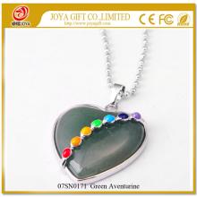 Collier avec pendentif coeur en aventurine verte avec 7 et 7 chakras