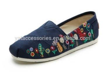 Slip On Shoes With Canvas Upper and EVA Sole