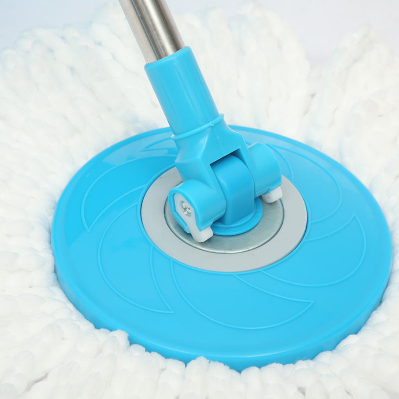Spin Mop With 2 Microfiber Refills