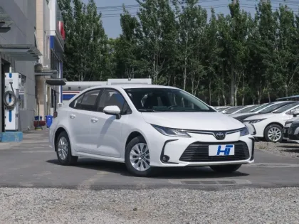 China Manufacturer Hybrid Electric Car Corolla Dual Engine 1.8L E-CVT Pioneer Adult Electric Vehicle