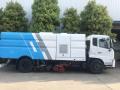 Dongfeng Tianjin 16M3 Camión de barredera de calles de vacío