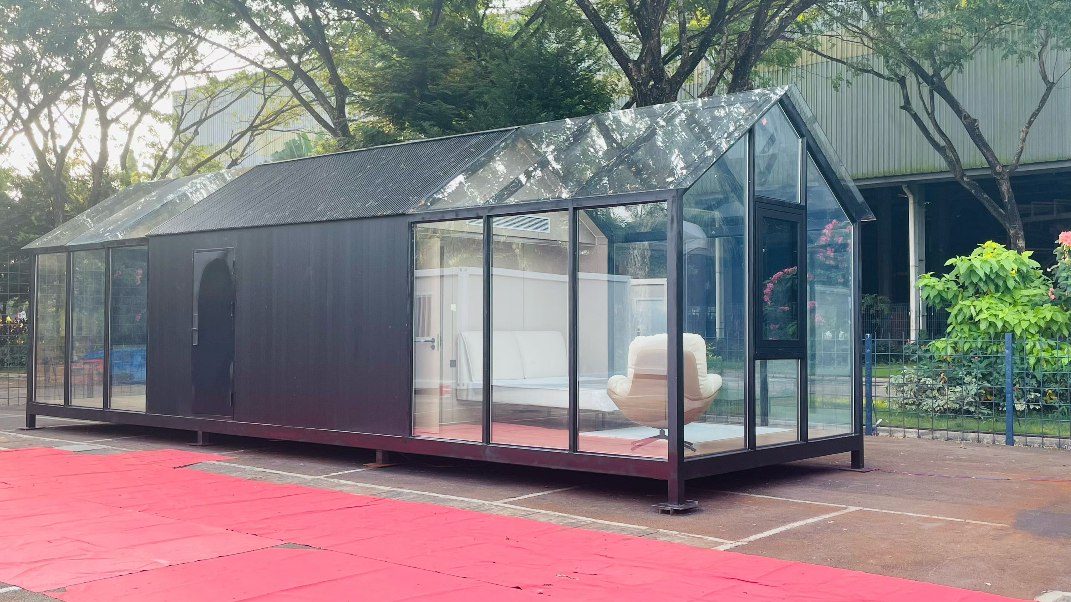 Prefabricated Steel Structure Glass House 05