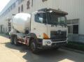 HINO 12M3 camião betoneira