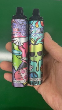 RANDM TORNADO AIRFLOW CONTROL使い捨て蒸気を吸うポッドデバイスの卸売（6000 PUFFS）