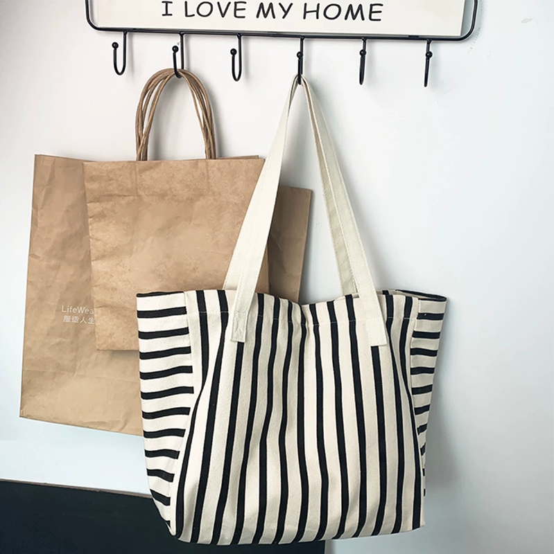 Simple striped large capacity canvas bag