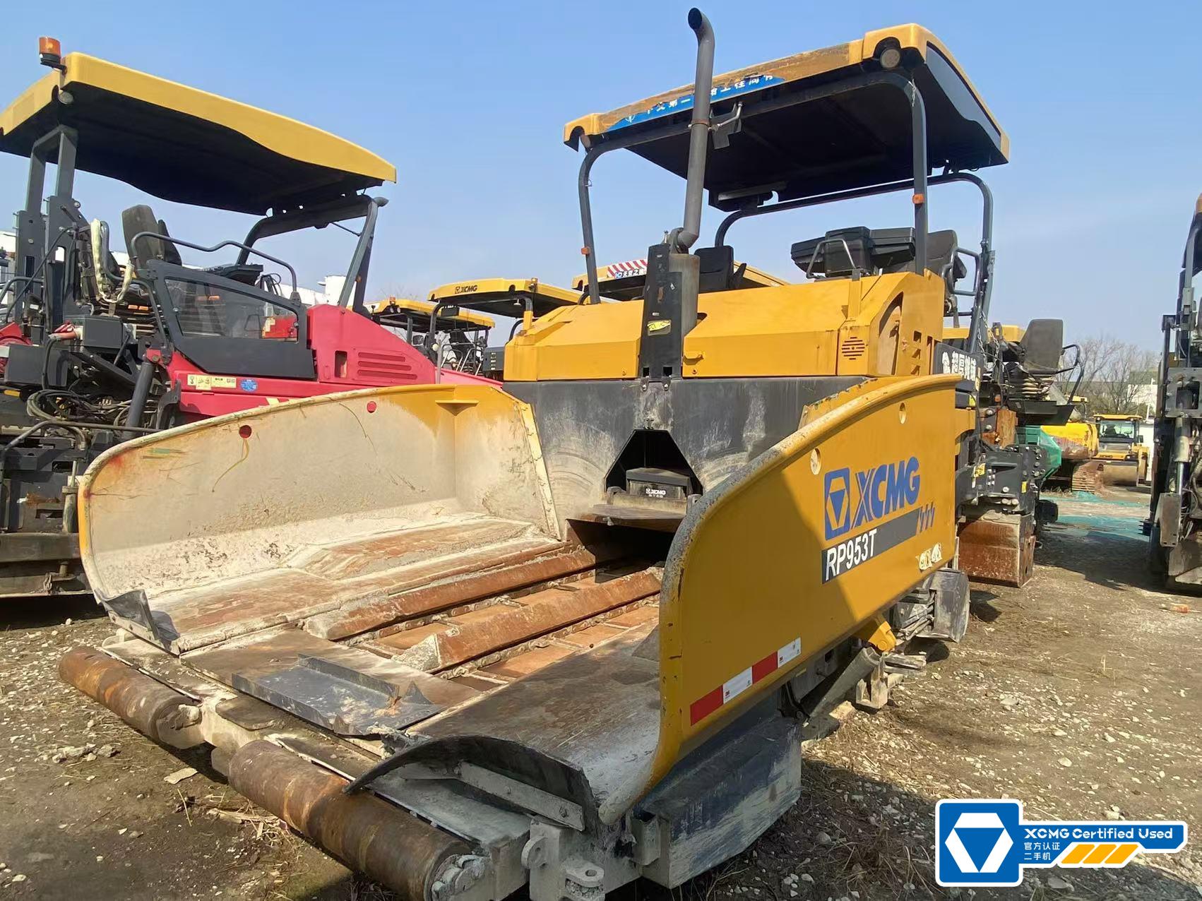 old-paver-machine old-paver-machine