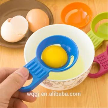 Plastic Colorful Egg Yolk Separator Short Handle Egg Separator Kitchen Tools