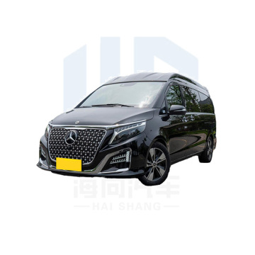 Νέα V-Class Large MPV με πανοραμική ηλιοροφή και κινητήρα turbo
