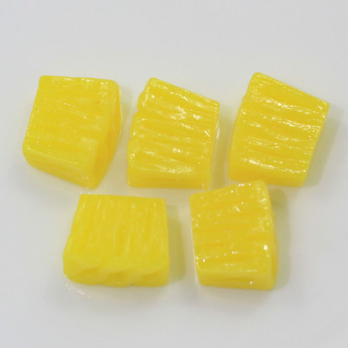 Vendita calda Mini pezzi di ananas Giallo Major Resin Cabochon 100 pezzi / borsa Decorazioni artigianali fai da te Charms Ornamenti per conchiglie del telefono