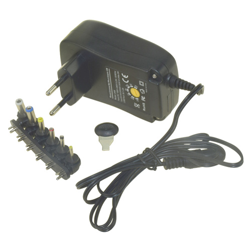 Adaptateur universel AC / DC 24W pour les ménages