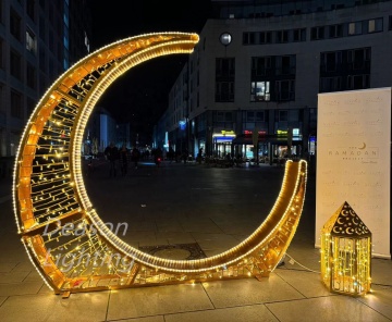 Lunar Crescents: Large Moon Decorations