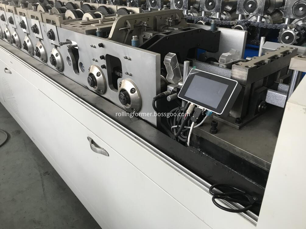 light gauge steel framing machine UC stud and track rollformer (4)
