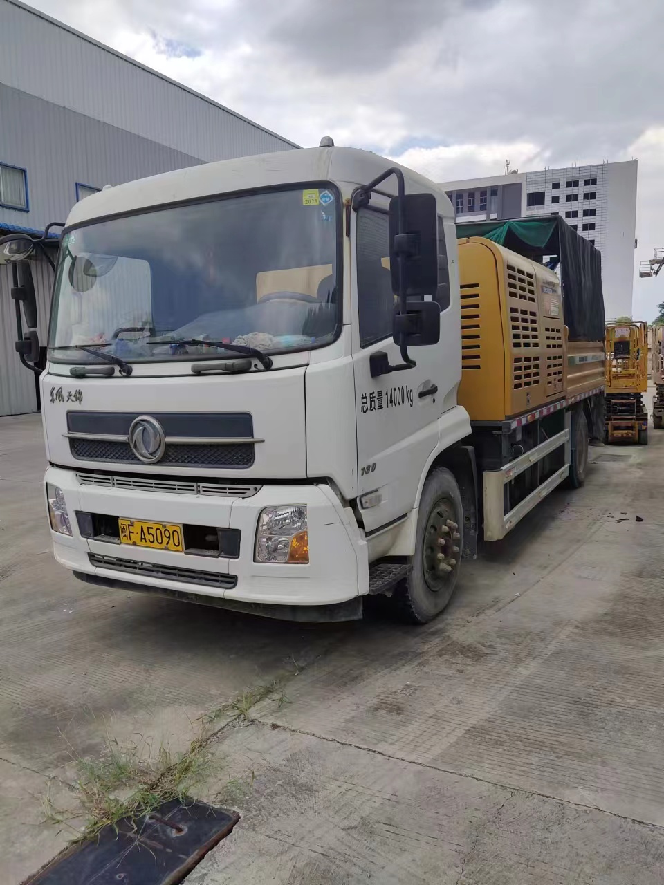 XCMG 22MP Used Truck Mounted Concrete Pump Truck