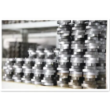 Plastic granules extruder machine