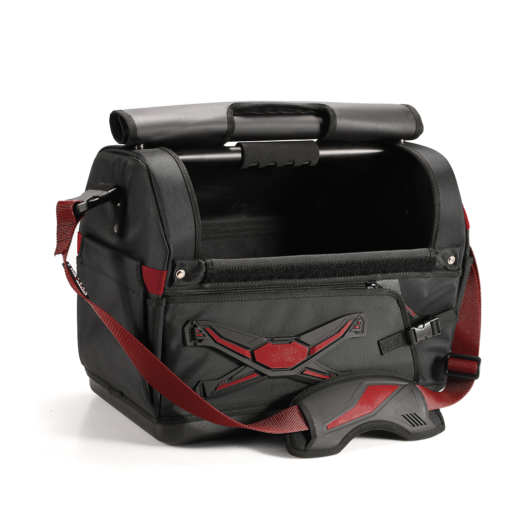 Tool tote with outside pockets