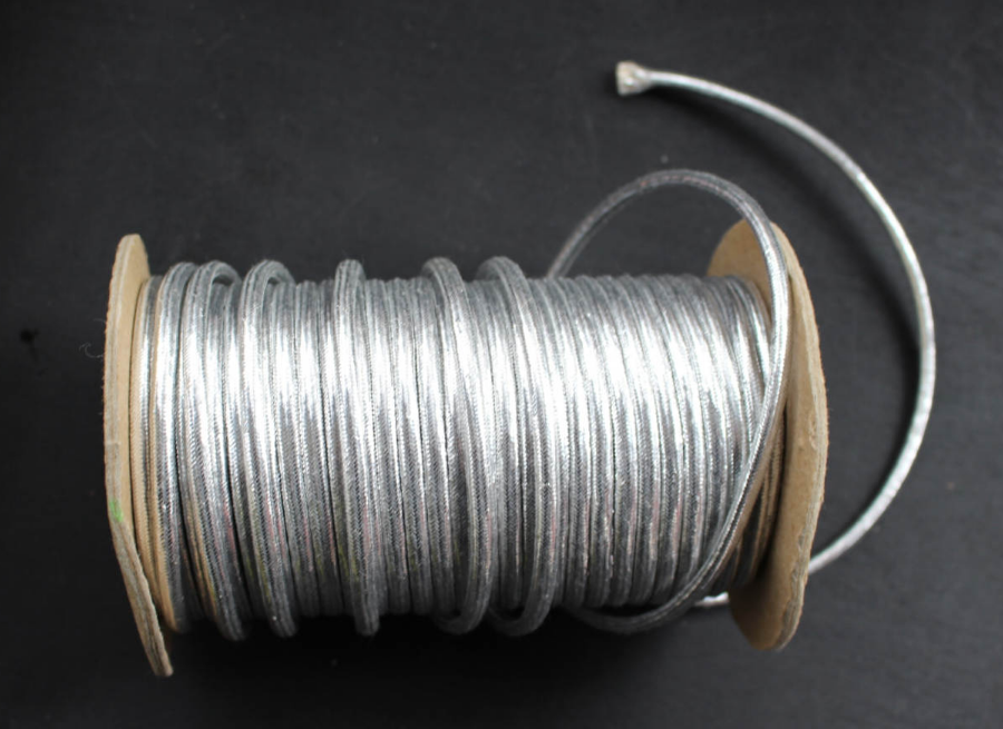 Shining metallic cord