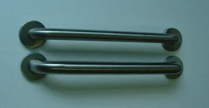 Stainless Steel Grab Gar (HM)