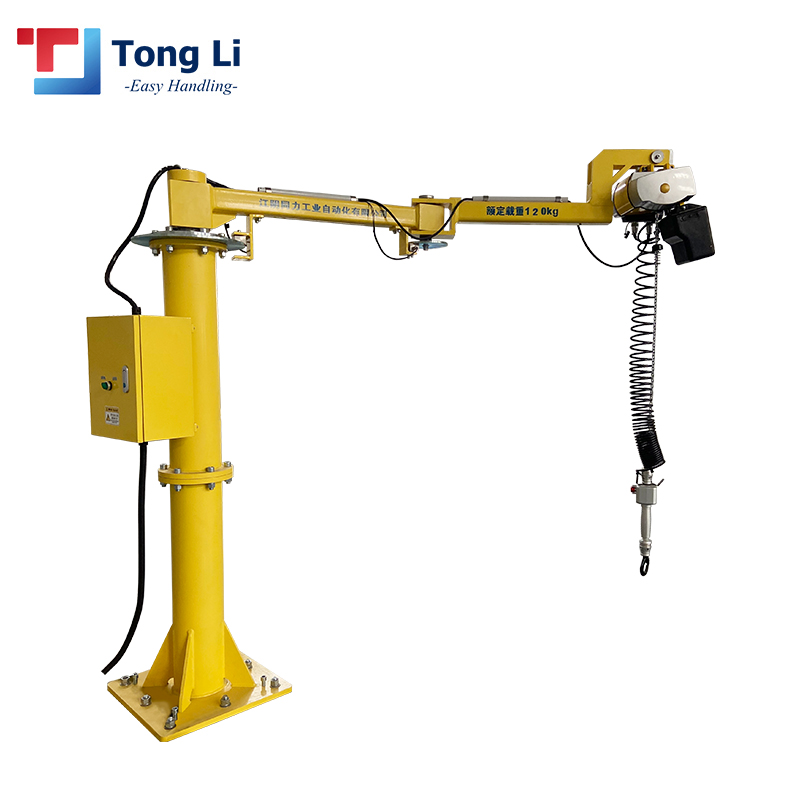 Electric hoist folding arm crane.jpg Electric hoist folding arm crane.jpg