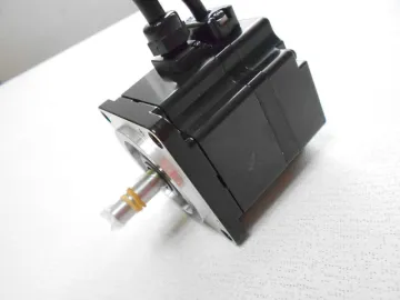 SGMPH-01AAA41 Yaskawa Servo Permanent Magnet Motor