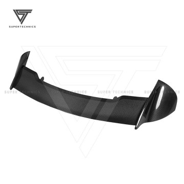 Spoiler del tetto in fibra di carbonio in stile Pt per Maserati Levante 2016-2019