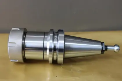 BT40100L CNC Lathe Milling Cutter Tool Holder