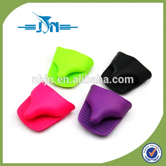 silicone oven mitt