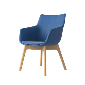 Common Office Lounge Chair Wooden Legs Lounge Chair