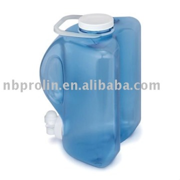 2 Glallon Jug