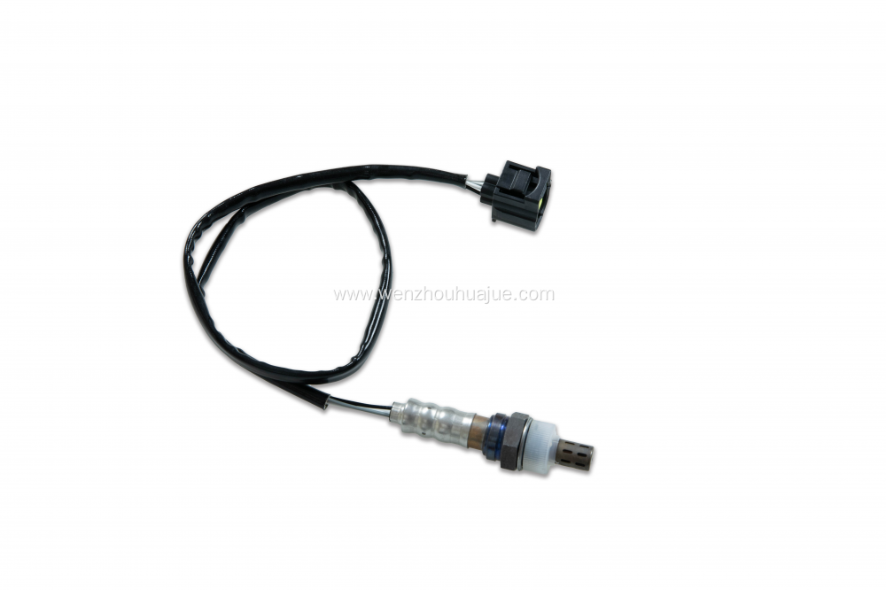 0065422218 the front oxygen sensor of Mercedes-Benz