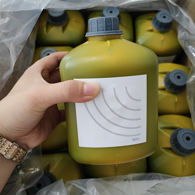 Good quality 0.825L Domino IC-2BK106 ink for Domino AX150i AX350i AX550i CIJ inkjet printer1
