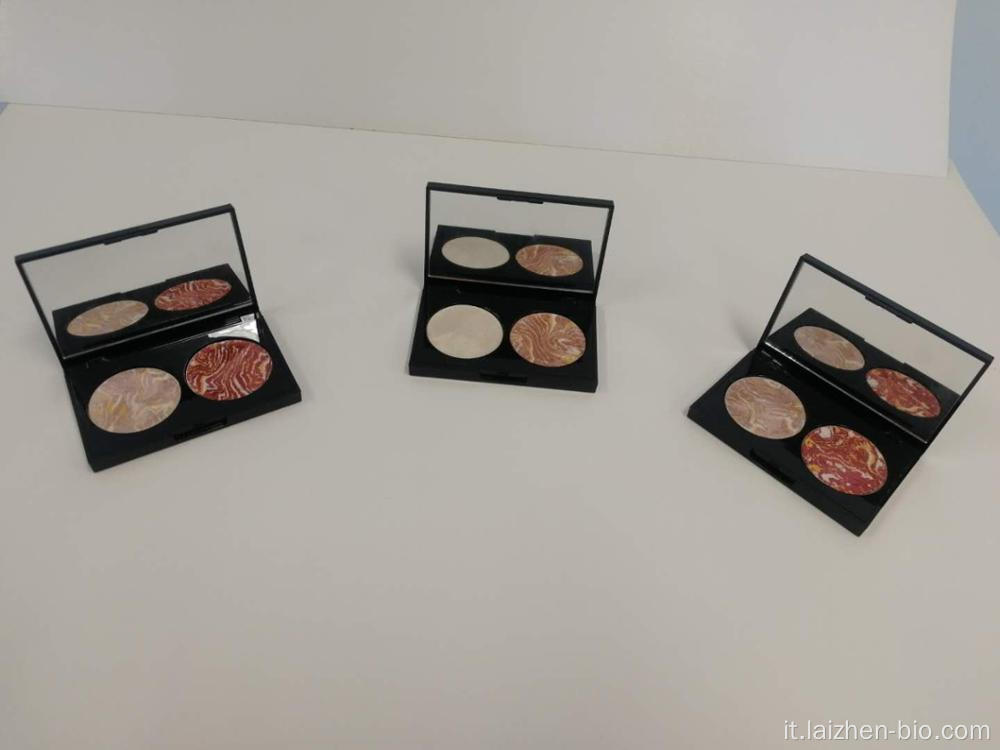 Le serie di tonalità opache e brillanti evidenziano il blush