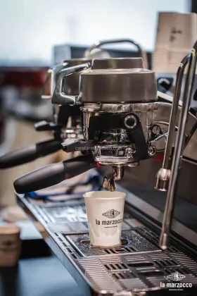 La Marzocco Strada Espresso Coffee Machine with Cappuccino Maker and Automatic Brewing Function