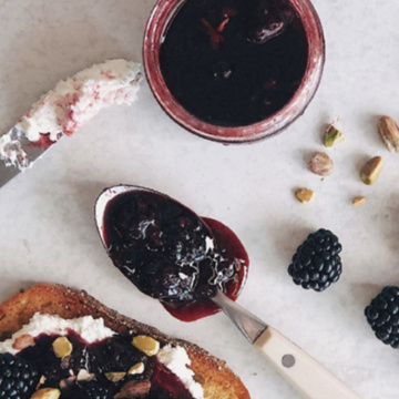 KOTSAM Honey Raspberry Tea in Glass Jar