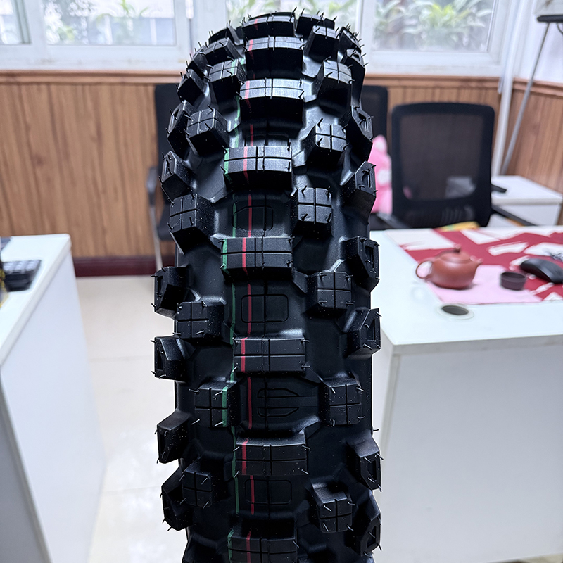 Wholesale motorcycle tires 110-90-19 Ss052