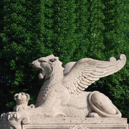 Life size marble lion sculpture hand carved stone griffin statue
