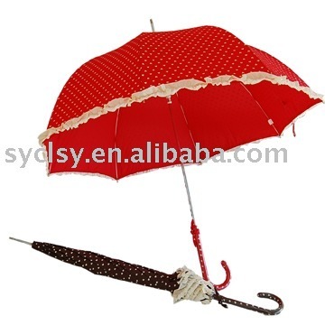 Dome umbrella with white lace