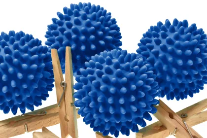 Soft, Wrinkle-Free Laundry: The Natural Solution with Dryer Balls Set