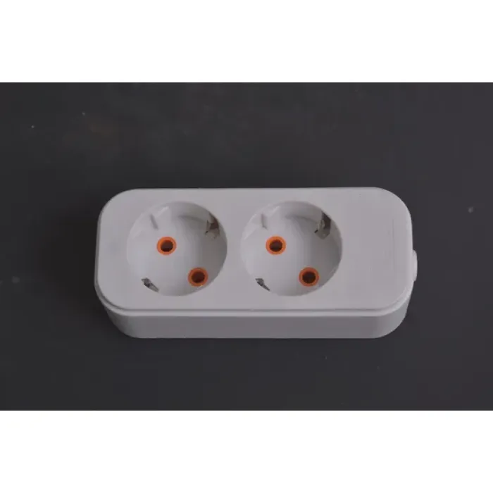 Soket Ekstensi 3-Gang baru dengan 2USB E7003ES-USB