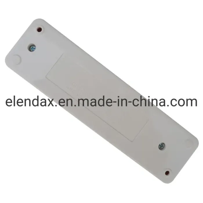 Enchufe multifunción de 3 vías estándar americano (AE7003)