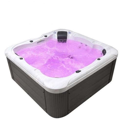 Freestanding High Quality Hot Tub Outdoor Spa