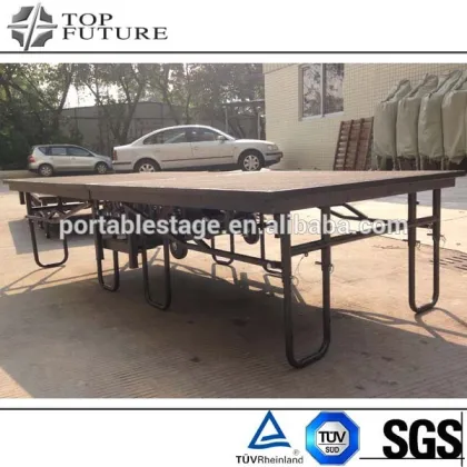 Top level top sell folding chorus stage
