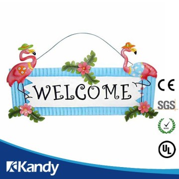 Free design service Wholesale customized pink flamingo metal wall plaque