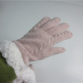 Lady Pink Cable Knit Gloves