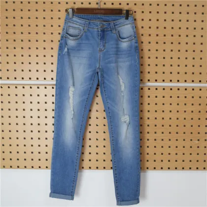 Women's cuffed hem skinny