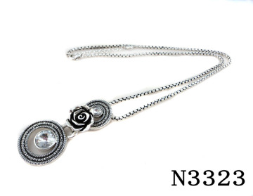 Beaded Necklace, Fashion Charm Silver Necklace, Glass Crystal Jewelry Necklace N3323