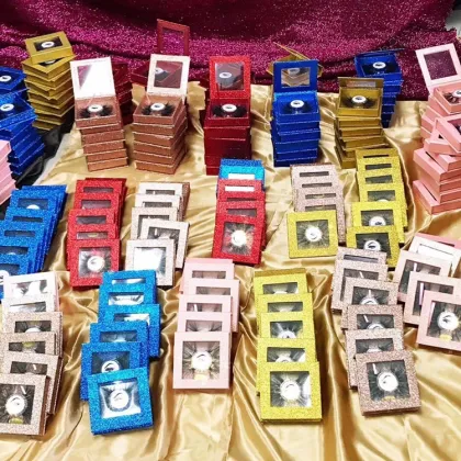 Customized Eyelash Packaging Box Premium Mink Eyelashes 3D Eyelash Packaging Box 100 Packs Crown Lash Box Package