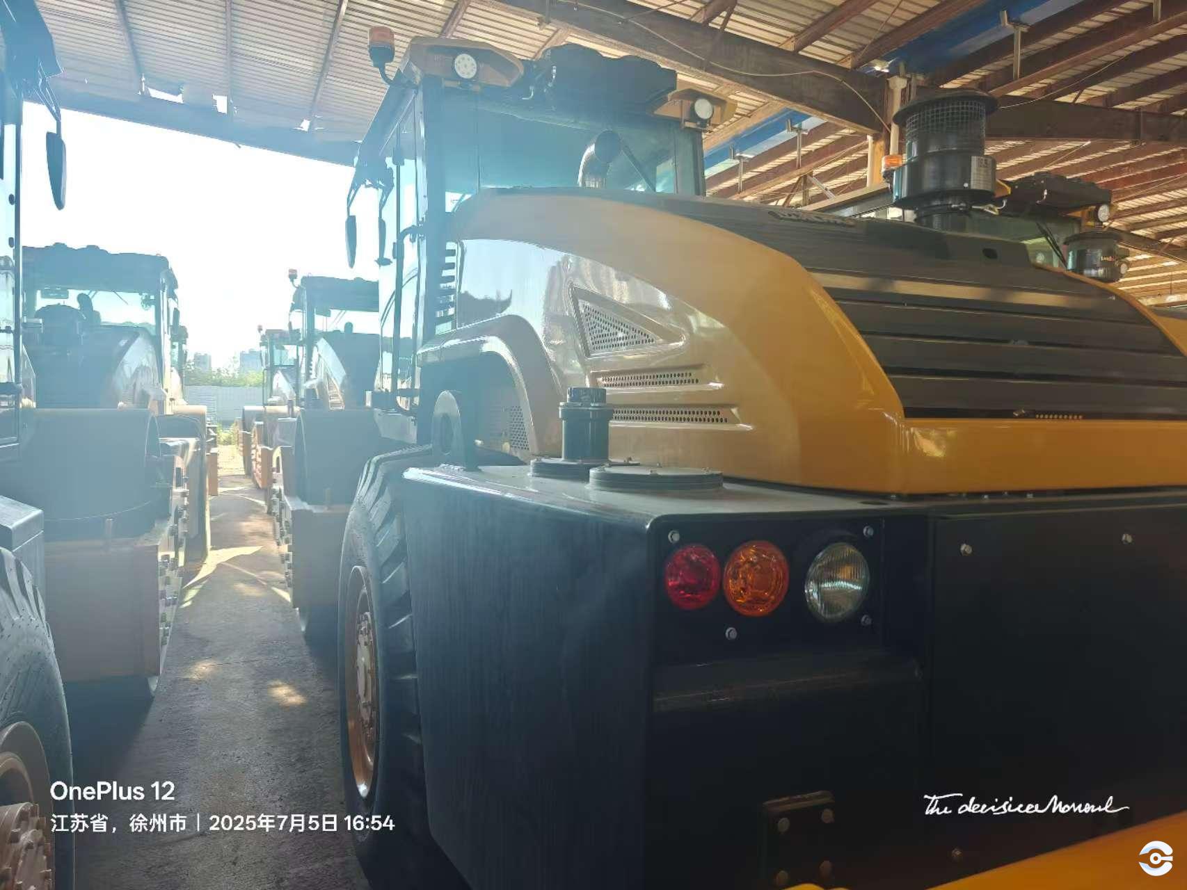 hydraulic-road-roller hydraulic-road-roller