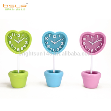 DIY Heart Shaped Table Clocks For Home Decoration Creative Clock Silent Sweep Alarm Clock Quiet Clock With Pencil Container