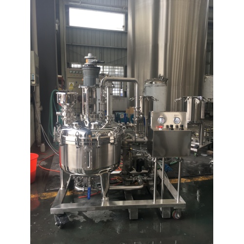 Custom batching container mixing tank